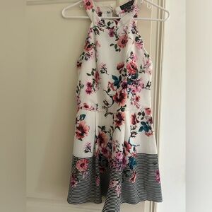 Francesca’s Floral Romper - Medium